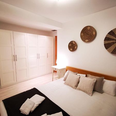 Vtz El Balcon De Rey Alfonso III Appartement Zaragoza Buitenkant foto
